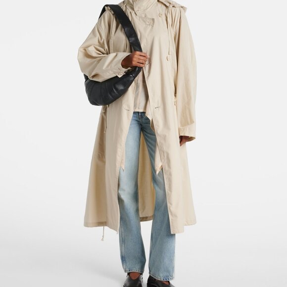 Lemaire Croissant Small leather shoulder bag - Picture 2 of 11